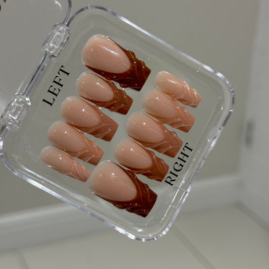 Shades of brown french with 3D lines