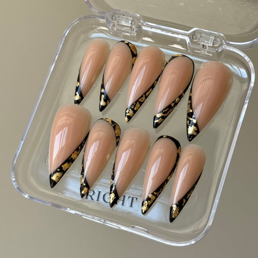 Nude set with black lines and gold foil