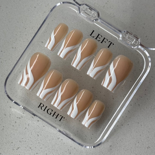 Nude set with french lines